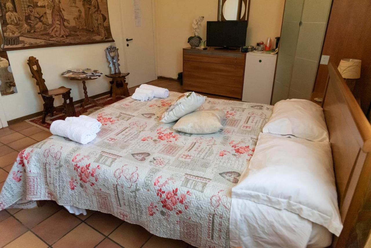 Ferienwohnung hause megghi Gambassi Terme Exterior foto