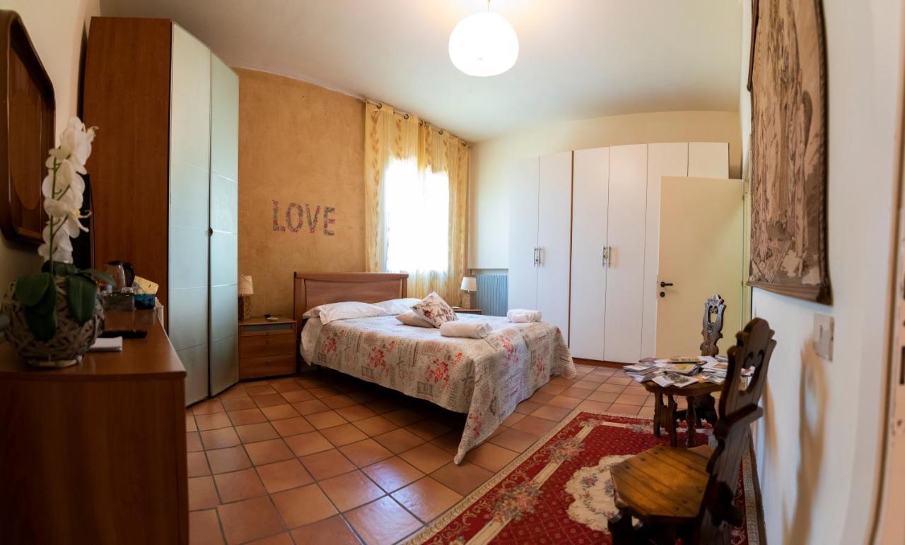 Ferienwohnung hause megghi Gambassi Terme Exterior foto